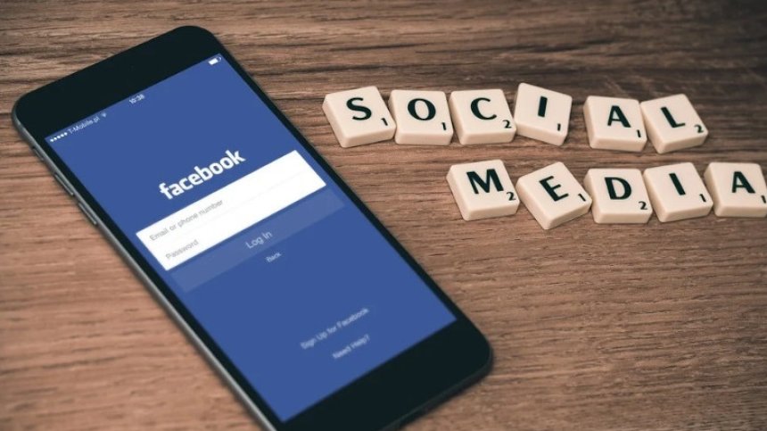 Стратегията на Зукърбърг - повече контрол над Facebook и отстраняване на противници