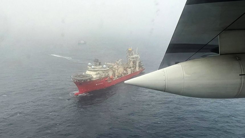 Изтичат последните часове на изчезналите туристи край останките на "Титаник"