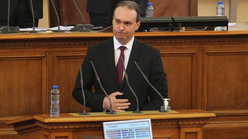 Заков: Трябва ни боеспособна армия, стига политическа нецелесъобразност
