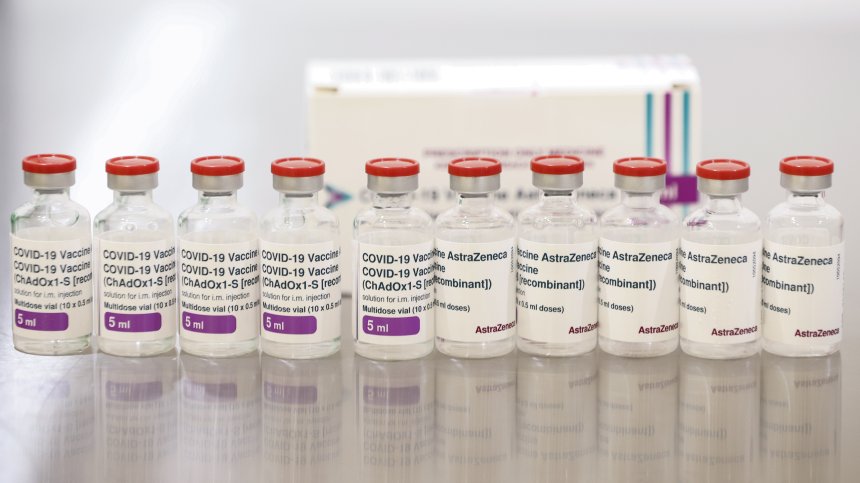 След втората доза на AstraZeneca - едва 2,3 на милион ваксинирани са с тромбози