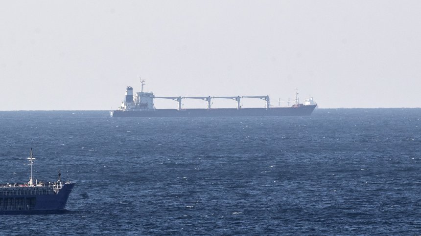 Русия удари още един товарен кораб в Черно море