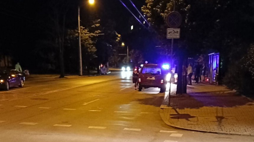 Дете самокатастрофира в бордюр с тротинетка в София
