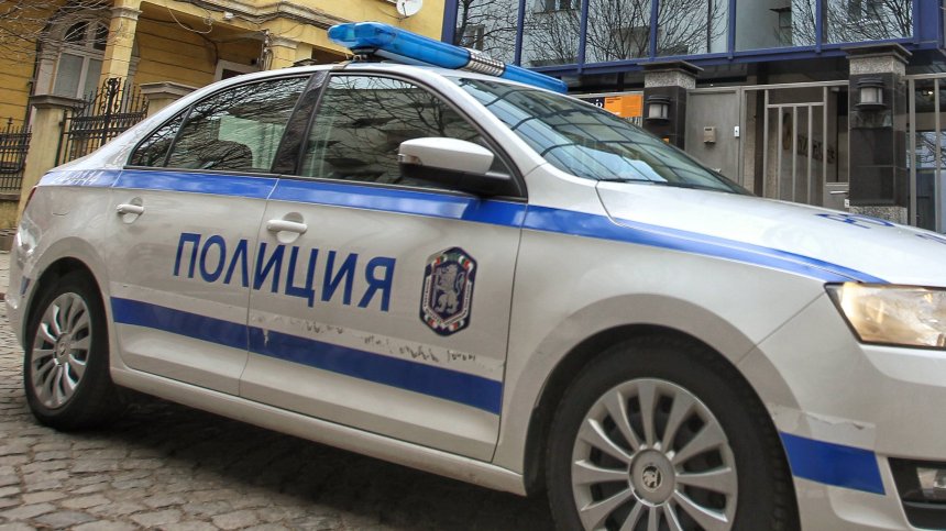 Малолетни вадят ножове и боксове срещу други деца в Самоков