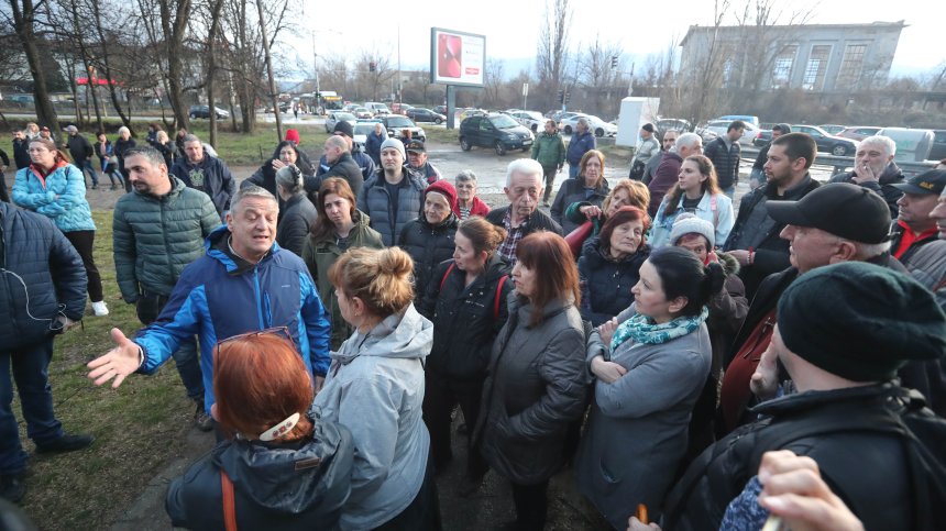 Протест в "Мусагеница" срещу план за застрояване на градинка