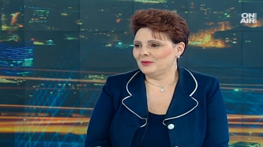 Няма инвестиции, защото липсва доверие в политическата ни система