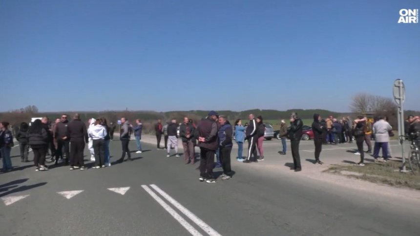 Гняв и блокади в Северозапада заради опасни пътища: "Държавата липсва"