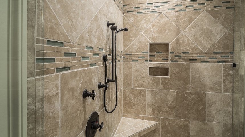 Kакво се случва с кожата ни, ако взимаме душ без измиващи продукти