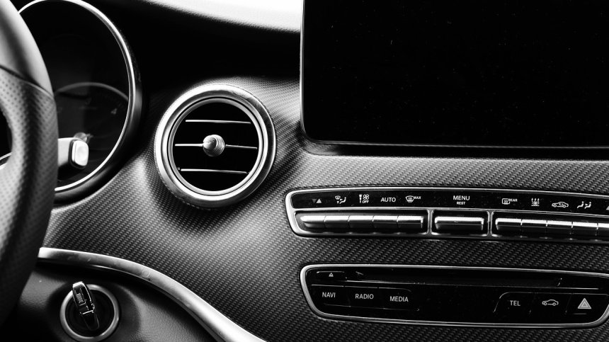 Има ли интерес към системите за подпомагане на водача?