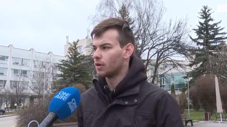 Скок в таксите за университетите: Какво мислят студентите за новите цени?