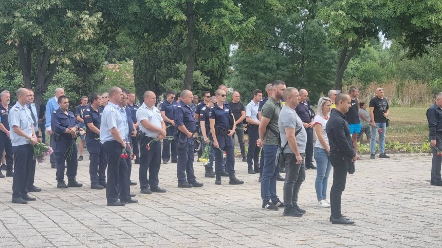 Полицай Атанас Градев остави две деца без баща, колегата му Йордан Илиев е планирал сватба