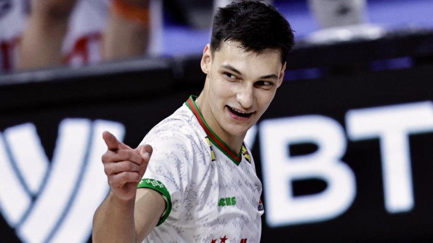 Александър Николов ще играе за волейболен клуб от Иран
