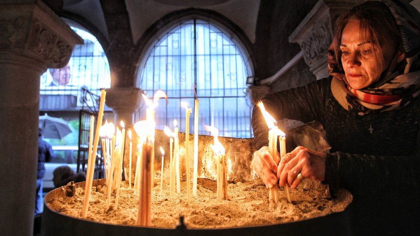 На Светли четвъртък се прекланяме пред паметта на починалите близки