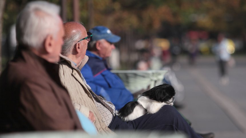 Ако човек се осигурява върху 1200 лв., а получава 3200 лв., ще загуби около 303 000 лв. в дългосрочен план 
