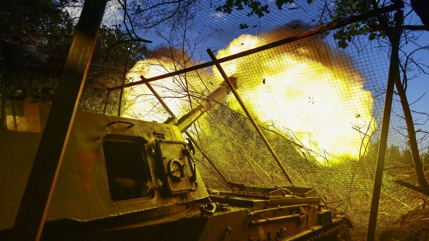 Украйна опитва да настъпва и успешно удържа руската контраатака