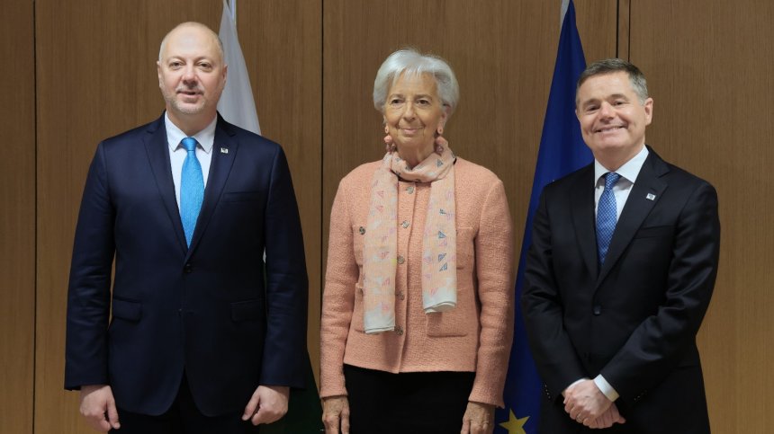 Росен Желязков обсъди бъдещето на България в Еврозоната с Лагард и Донаху