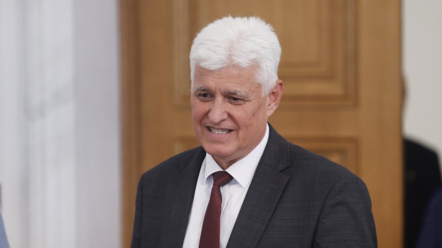 Димитър Стоянов: България ще изпълнява ангажиментите си към НАТО и 5% от БВП за отбрана