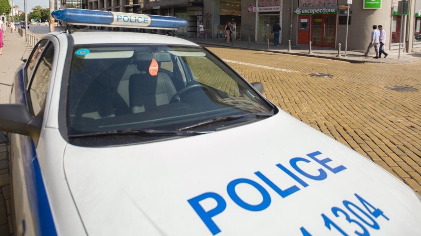 Мъж заплаши с пистолет и обра студент от Германия в центъра на София