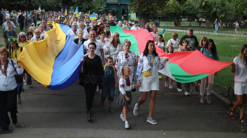 Българи и украинци заедно в София за Деня на независимостта на Украйна
