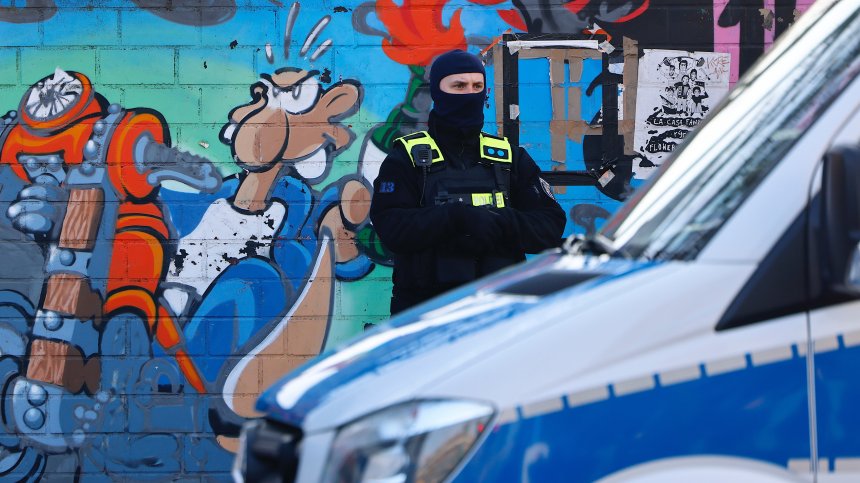 Германското разузнаване набира шпиони, изискванията са чиста формалност