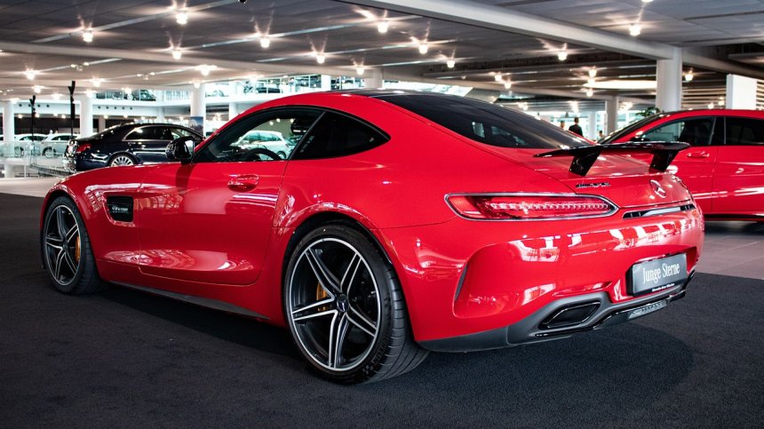 Това са най-скъпите коли в историята, продадени на търг за огромни суми