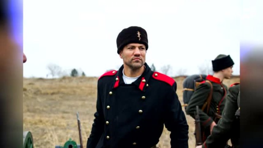Тервел Пулев облече войнишката униформа за боевете при Сливница