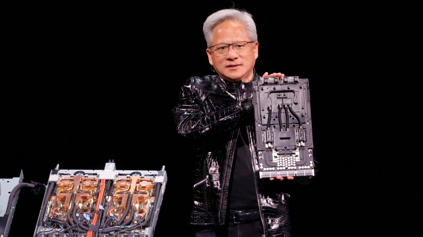 Шефът на Nvidia: Бумът на AI удвои заплатите на строители и техници