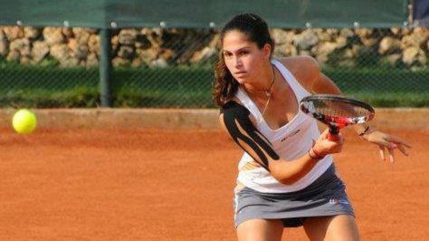 Шиникова продължава напред в US Open, Томова и Костова отпаднаха