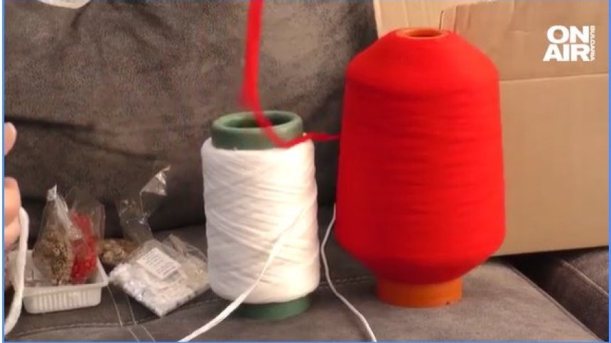 „Занаят се учи, но и се краде“ - историята на Маргарита, която вече 15 г. мастори мартеници