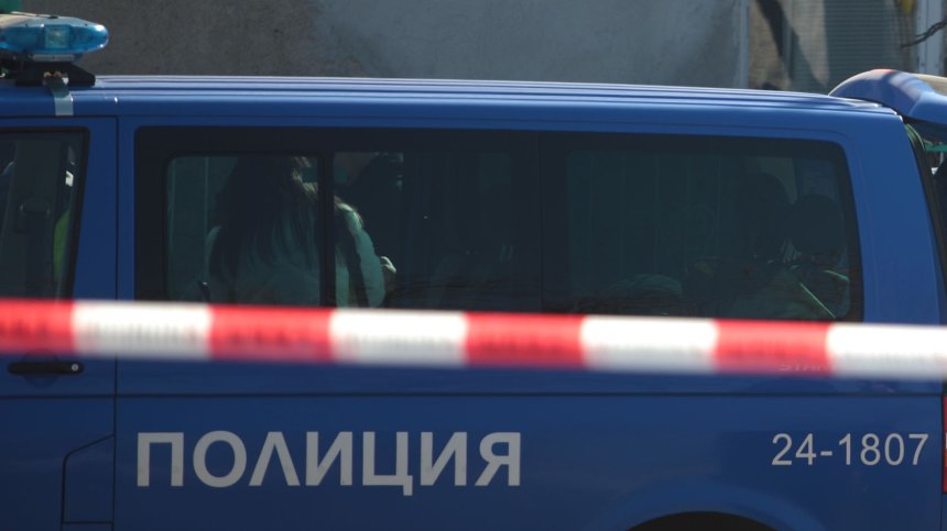 Задържаха мъж в Ст. Загора за порнография с деца, някои са малолетни