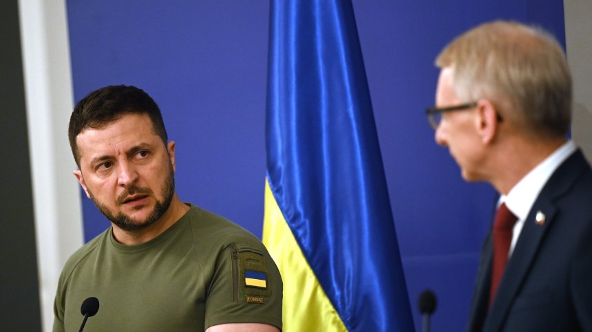 Денков: Има ясна перспектива, че Украйна ще стане член на НАТО, но...