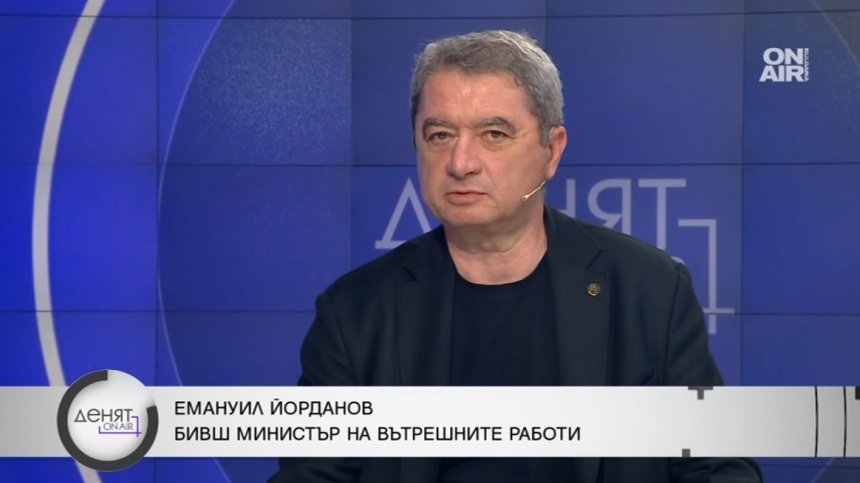Емануил Йорданов: Съдебната реформа почина, МВР знае кои са купувачите на гласове