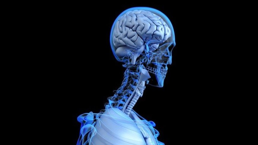 Мъж опита да не кихне, предизвика опасно разкъсване от налягането