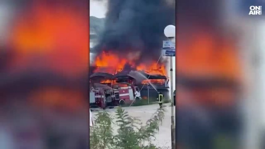Пожар изпепели култово заведения на язовир "Кърджали"