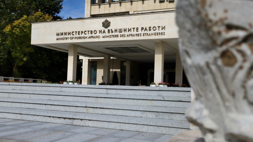 МВнР привика управляващия посолството на Русия заради смъртта на Навални