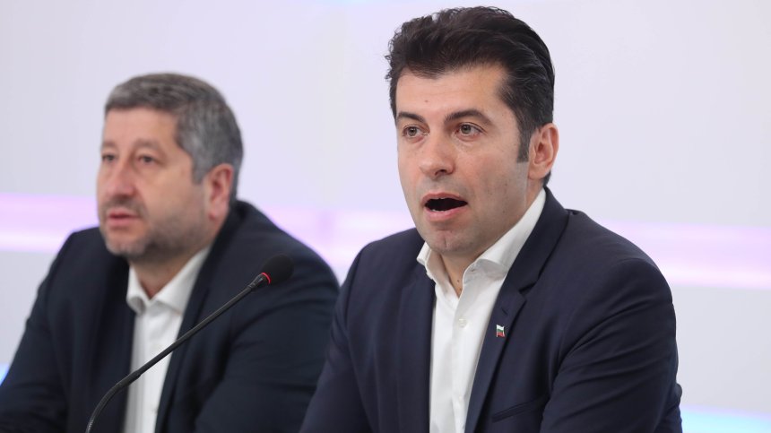 Петков: Политици от ПП-ДБ са били записвани, Радостин Василев е емоционално нестабилен