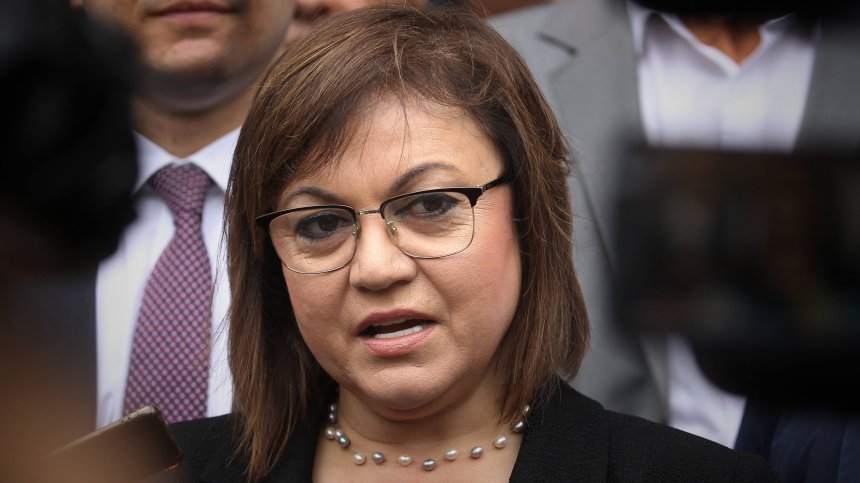 Нинова: Лидерите на партии не трябва да допускаме България да бъде въвлечена във война 