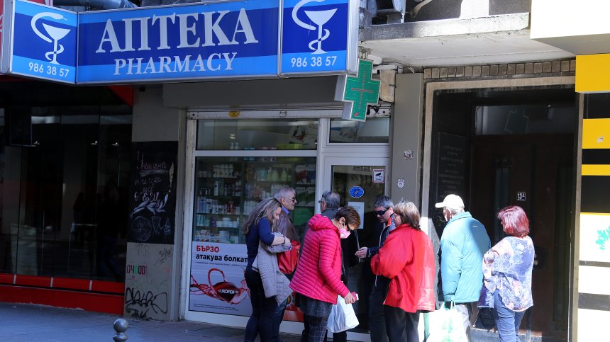 Хронично болни едва се добират до лекарства по НЗОК