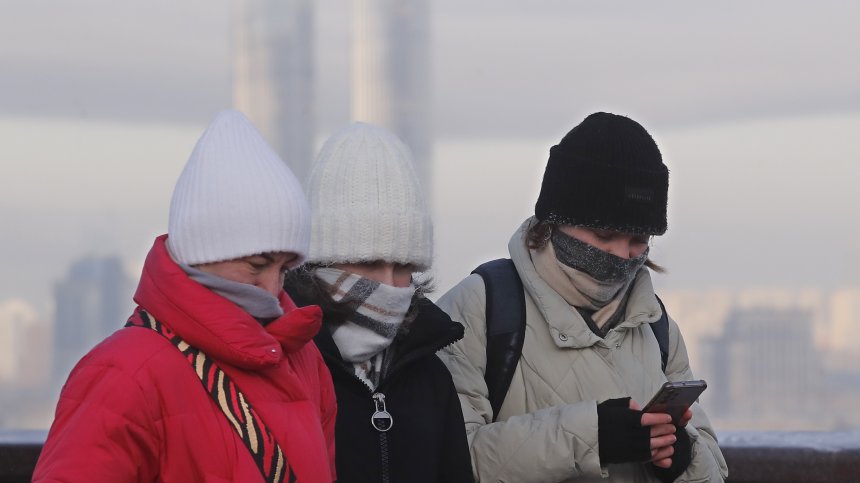 Пожар в трафопост остави десетки жилищни сгради в Москва без ток при -27 градуса