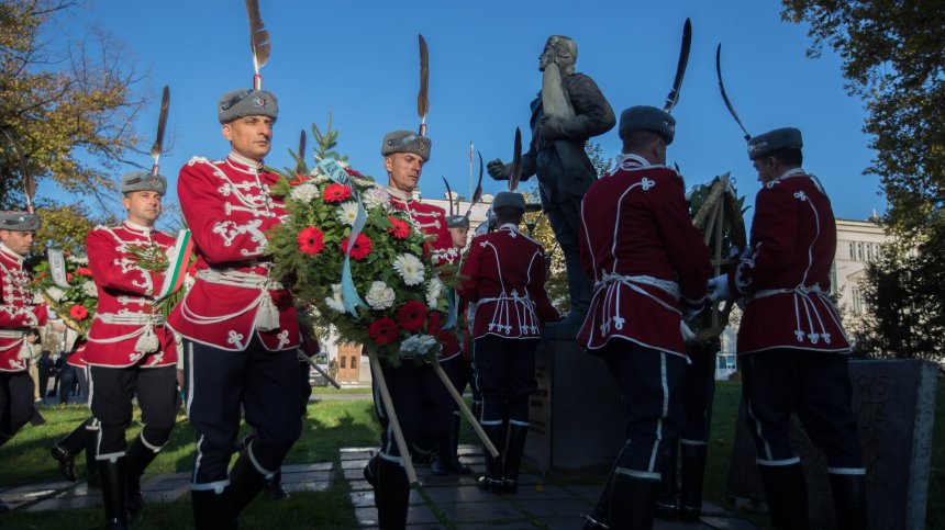 България отбелязва празника на авиацията и ВВС (СНИМКИ)