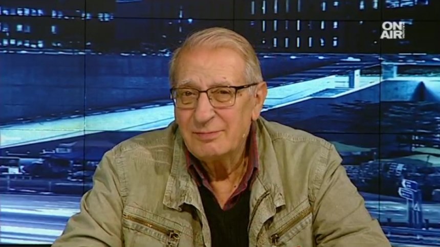 На 8 март Славчо Пеев с призив към жените: Бъдете до нас и ни обичайте