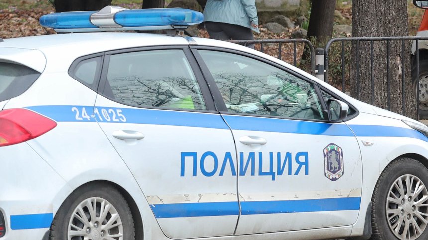 Явно си заслужава рискът - трафикант си спретна гонка с полицаи, "Люлин" е под напрежение