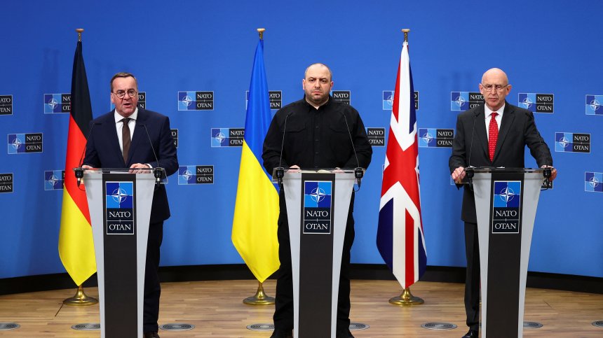 Още &euro;21 млрд. военна помощ за Украйна, за да се отбранява до мира