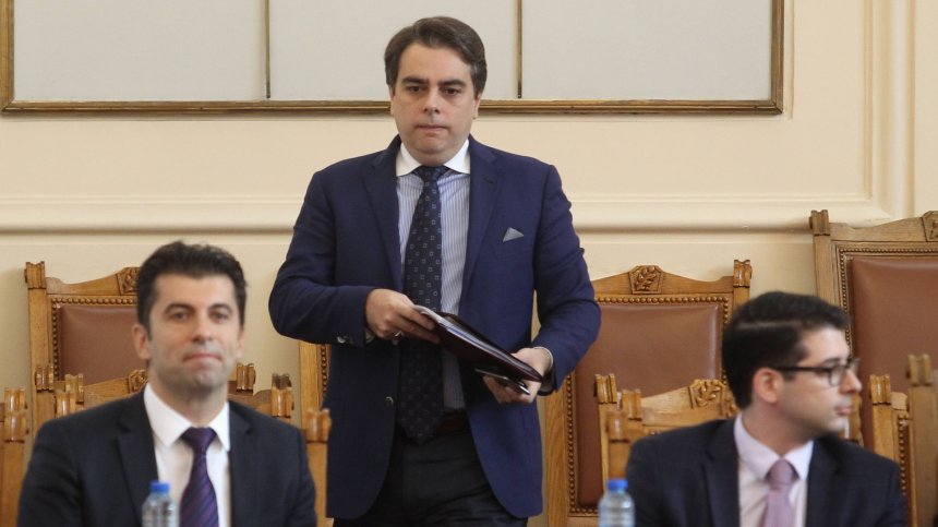 Асен Василев: ИТН 3 пъти ме каниха за министър, изведнъж станах силно проблемен