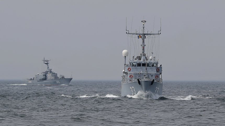 Кораб потъна в Черно море край Румъния, трима моряци са в неизвестност