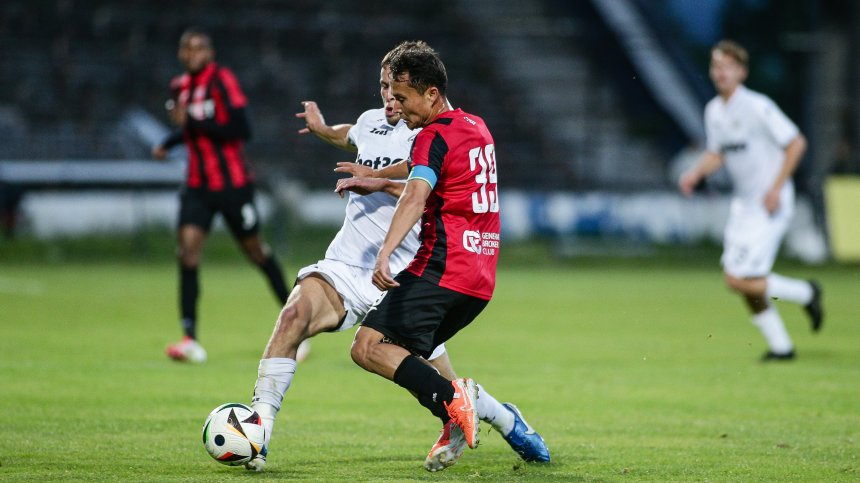 "Локо"&nbsp;(Пд) удари с 2:1 "Славия"&nbsp;и се спаси от директно изпадане
