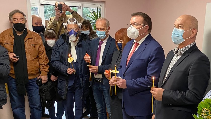 Министър Ангелов: Имаме възможност да ваксинираме между 50 до 100 000 души на ден 