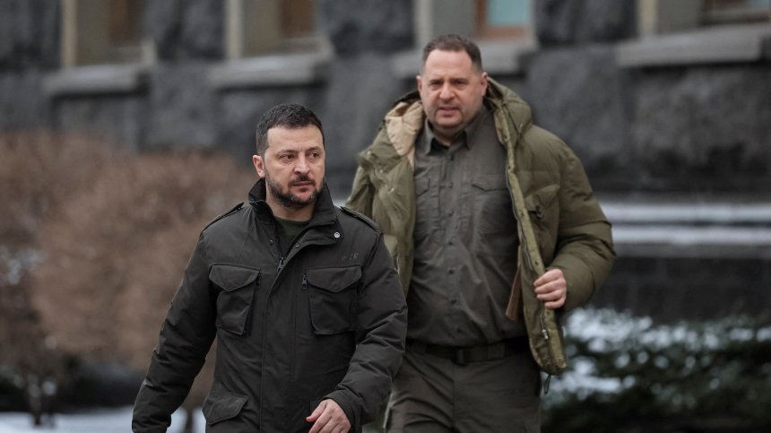 Бившият шеф на кабинета на Зеленски е заподозрян в корупция и пране на пари