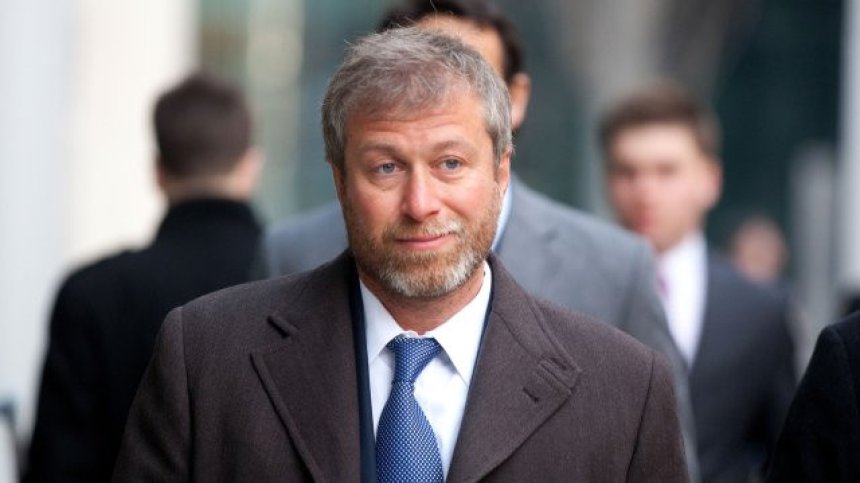 Говорителят на Абрамович потвърди, че руският олигарх е бил отровен