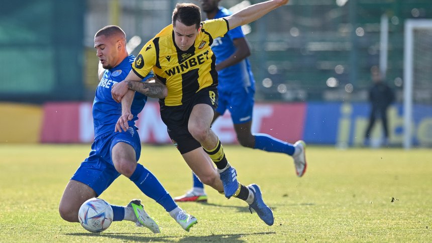 "Марица" шокира "Локо" (Пловдив) с 2:0, Мартин Паскалев си вкара автогол