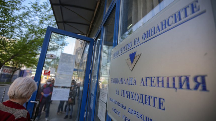 Данъчните започват засилени проверки на над 500 стоки, сред тях месо, шоколад, мляко